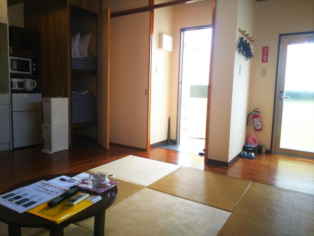 Urban Condominium Wafutei Наха Экстерьер фото
