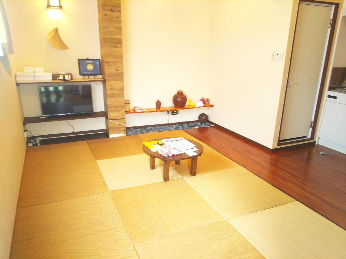 Urban Condominium Wafutei Наха Экстерьер фото