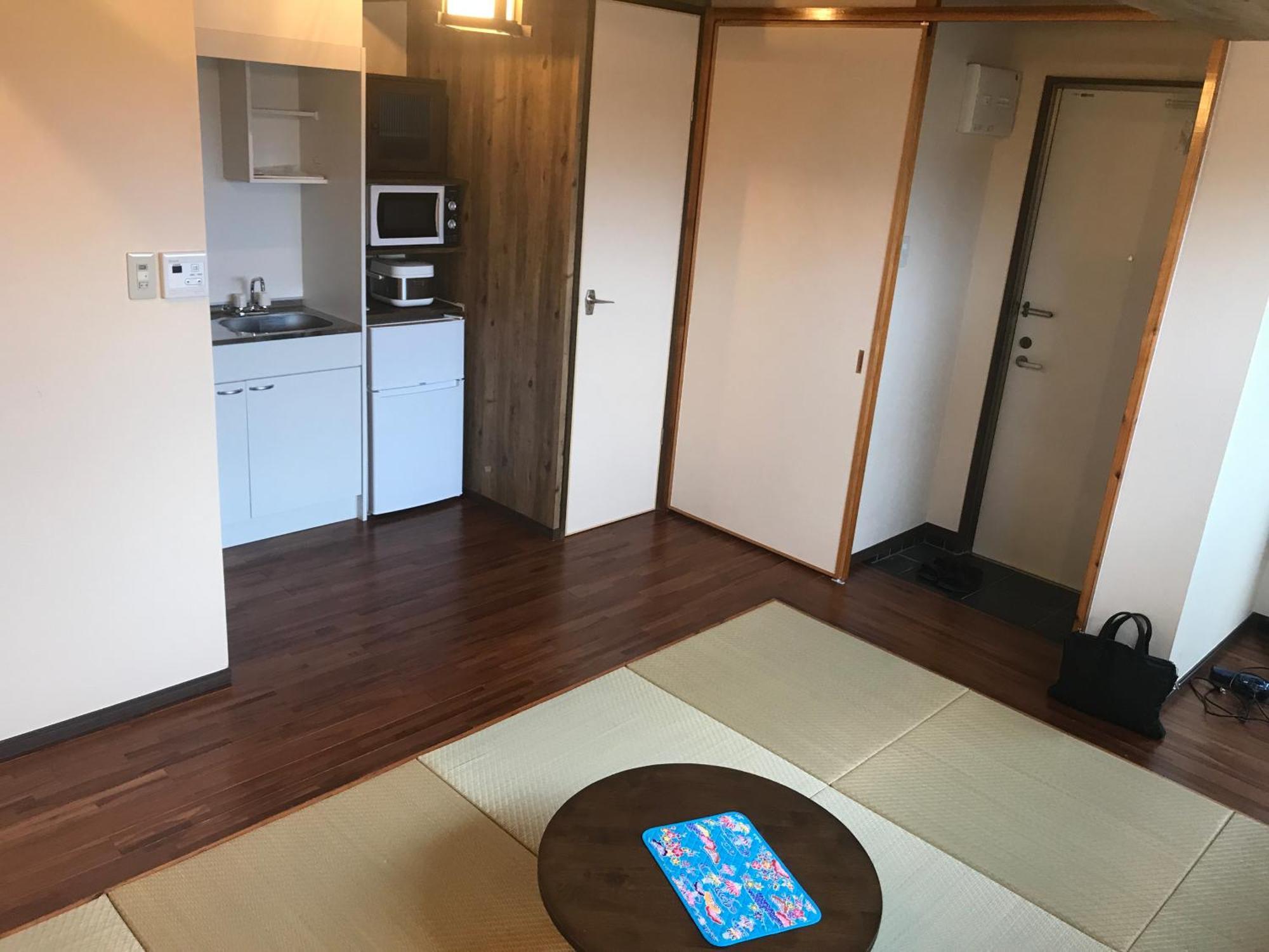 Urban Condominium Wafutei Наха Экстерьер фото